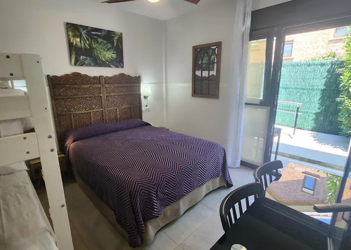 Playa De Covachos 2 3*