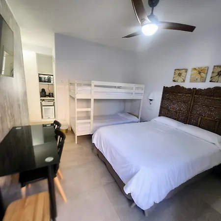 Gasthuis Playa De Covachos 2